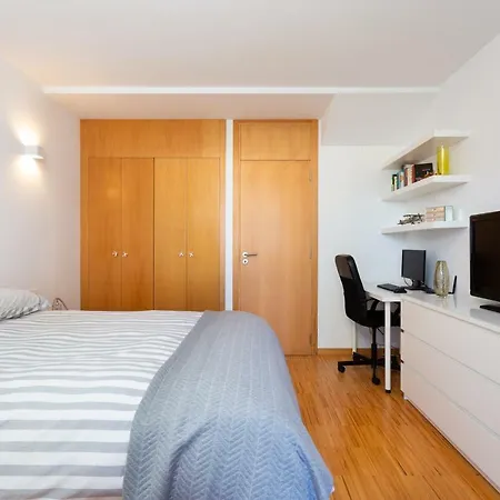 Home2book Design Pool & Wifi Apartment *