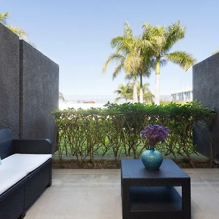 Apartmán Home2book Design Pool & Wifi