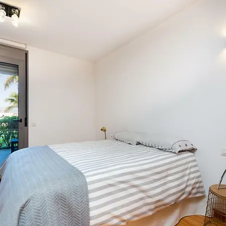 Home2book Design Pool & Wifi Lägenhet